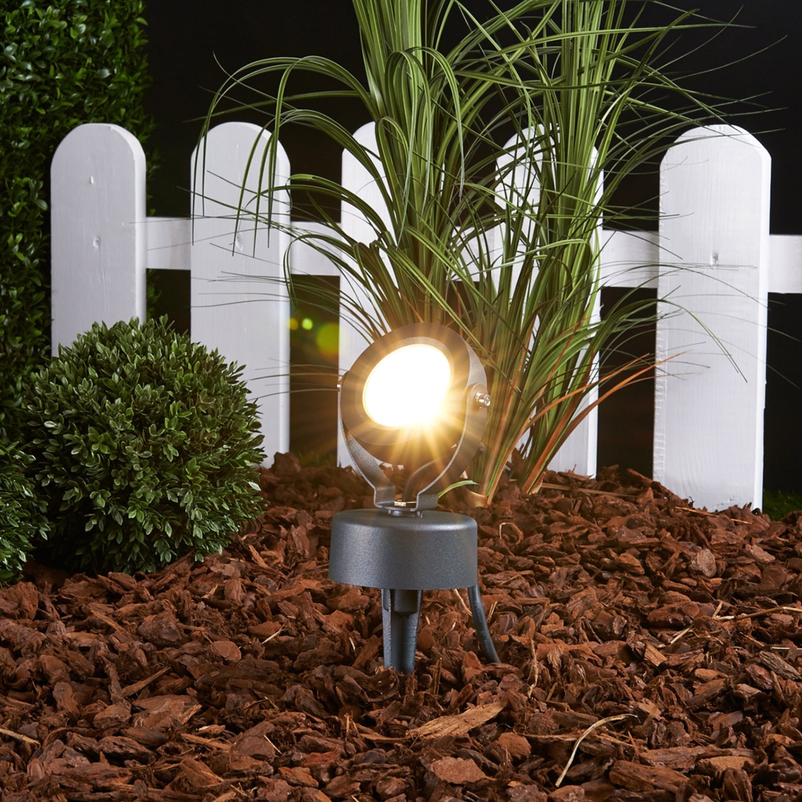 LED hagespyd Gavin antrasitt 7W 3000K IP65 detaljbilde av lampehode