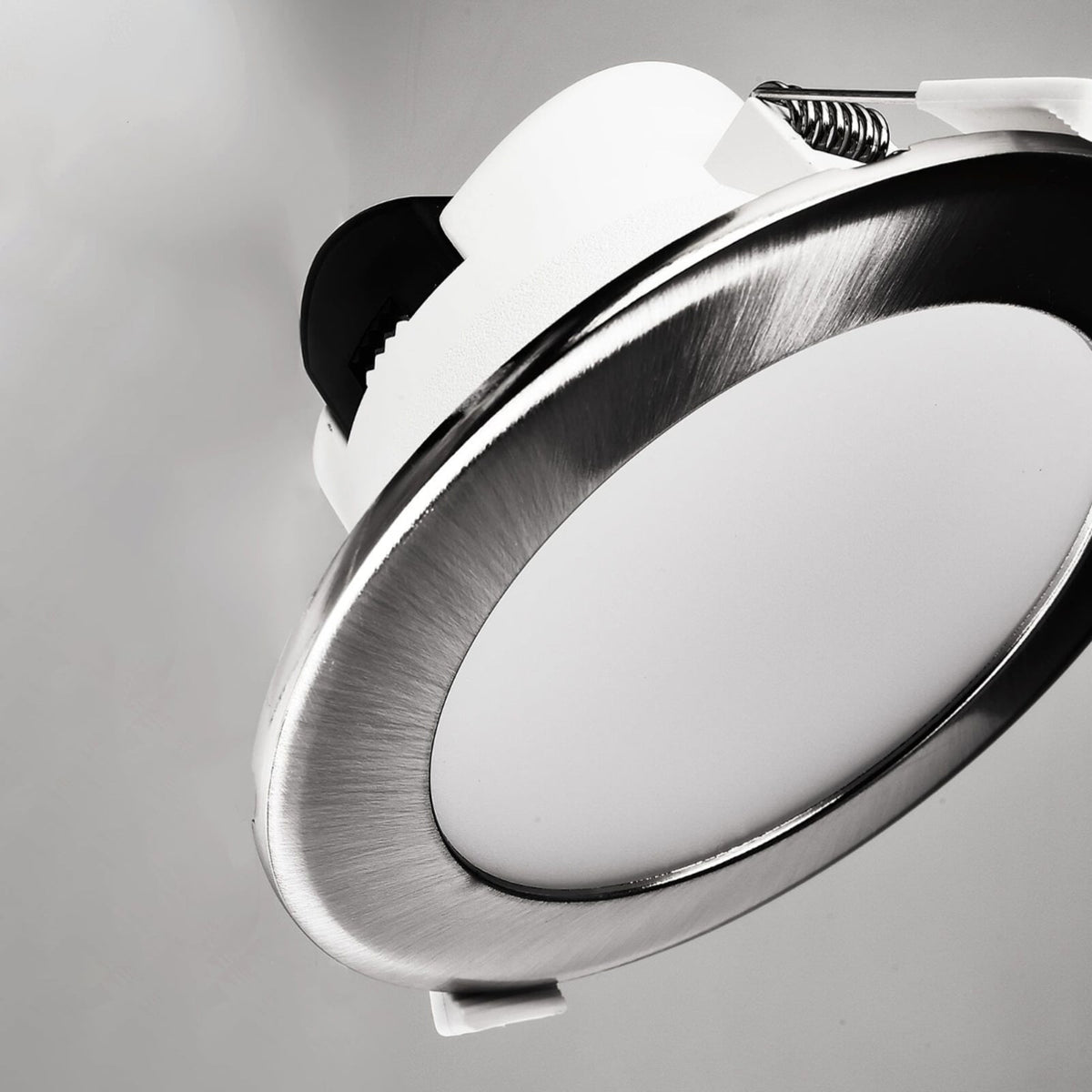 LED innbyggingsspot Acrux dimbar CCT Ø17 cm sølv matt lysfargevalg