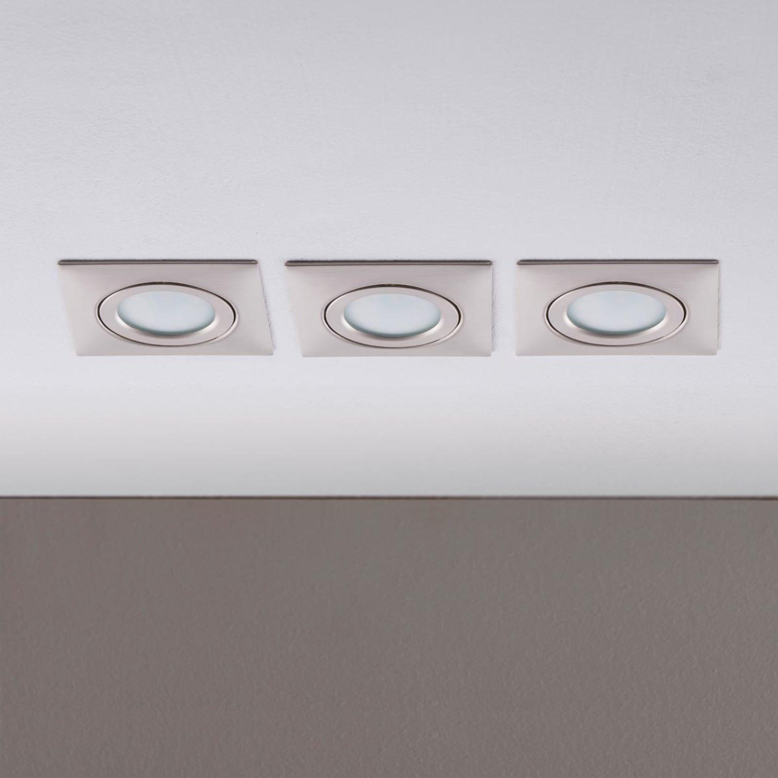 LED innbyggingsspot Andrej kantet 3-pack matt nikkel forfra