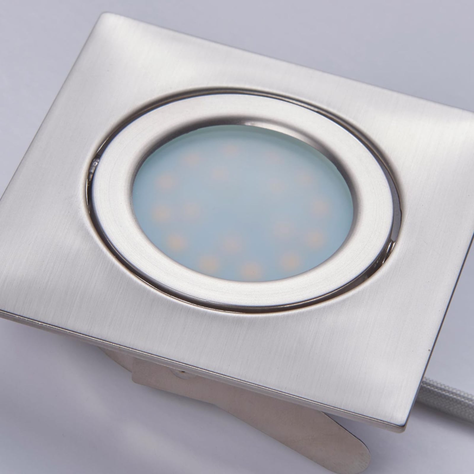 LED innbyggingsspot Andrej kantet 3-pack matt nikkel side