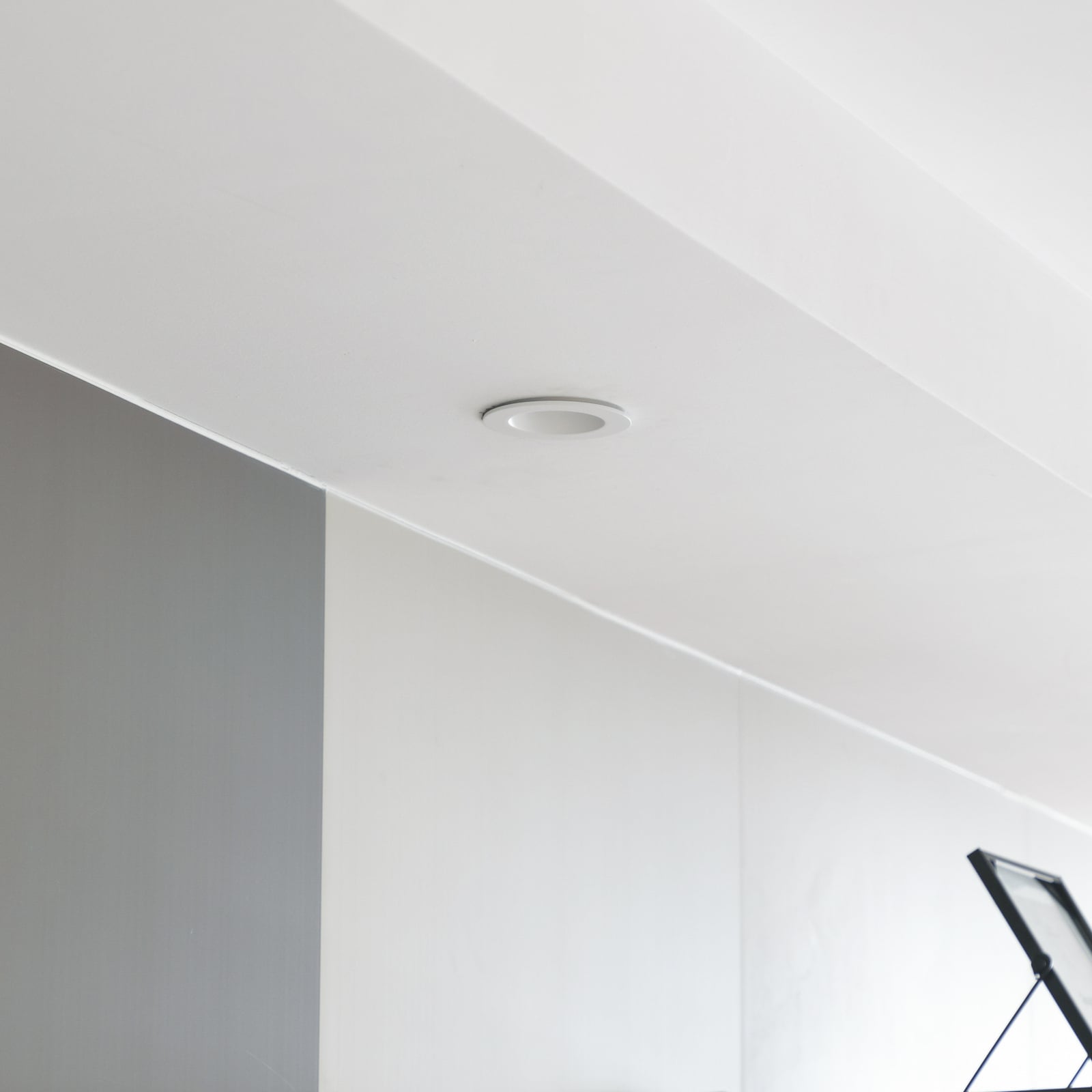 LED innbyggingsspot Aryx dimbar hvit Ø8,2 cm 2700K IP65 detalj