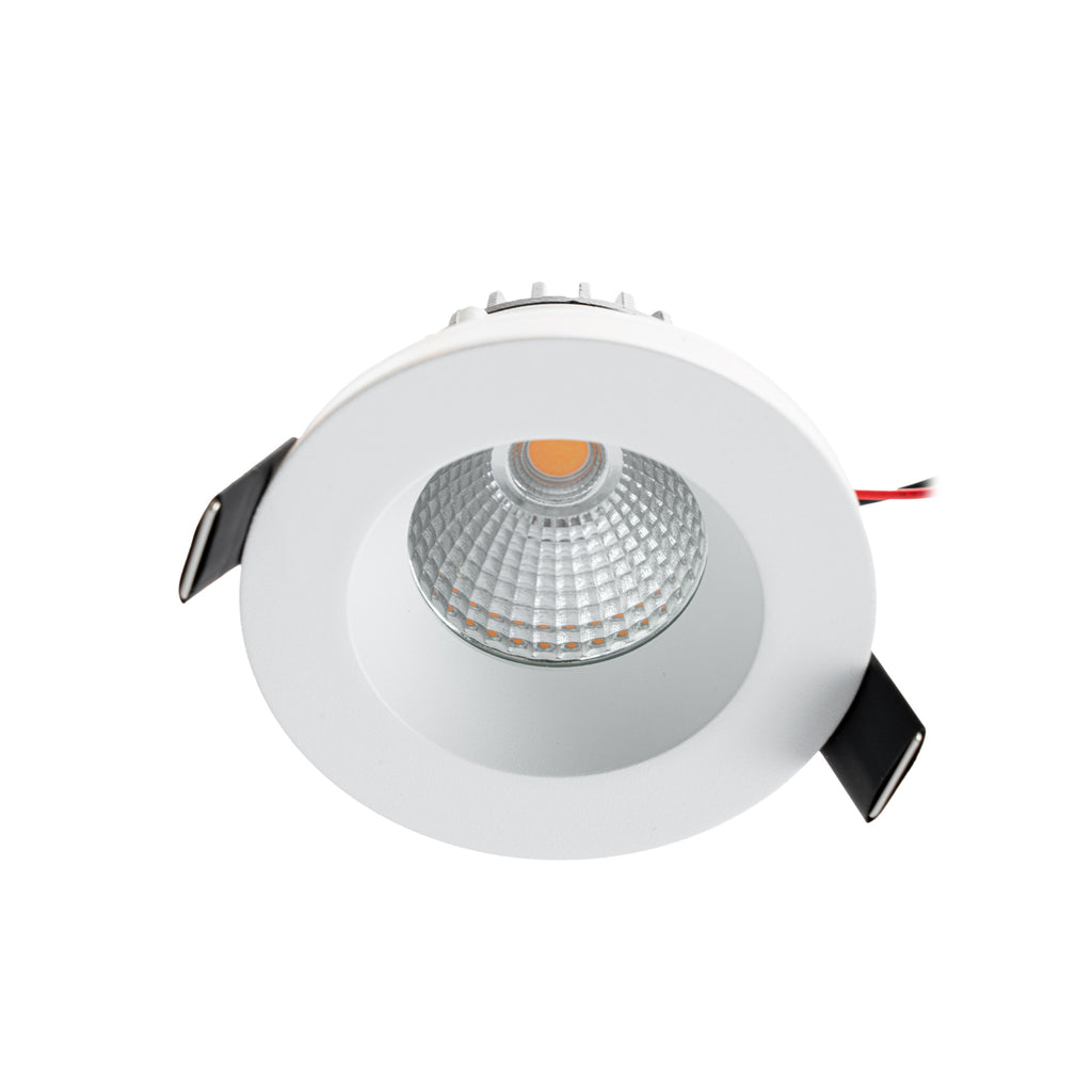 LED innbyggingsspot Aryx dimbar hvit Ø8,2 cm 2700K IP65 lys i rom