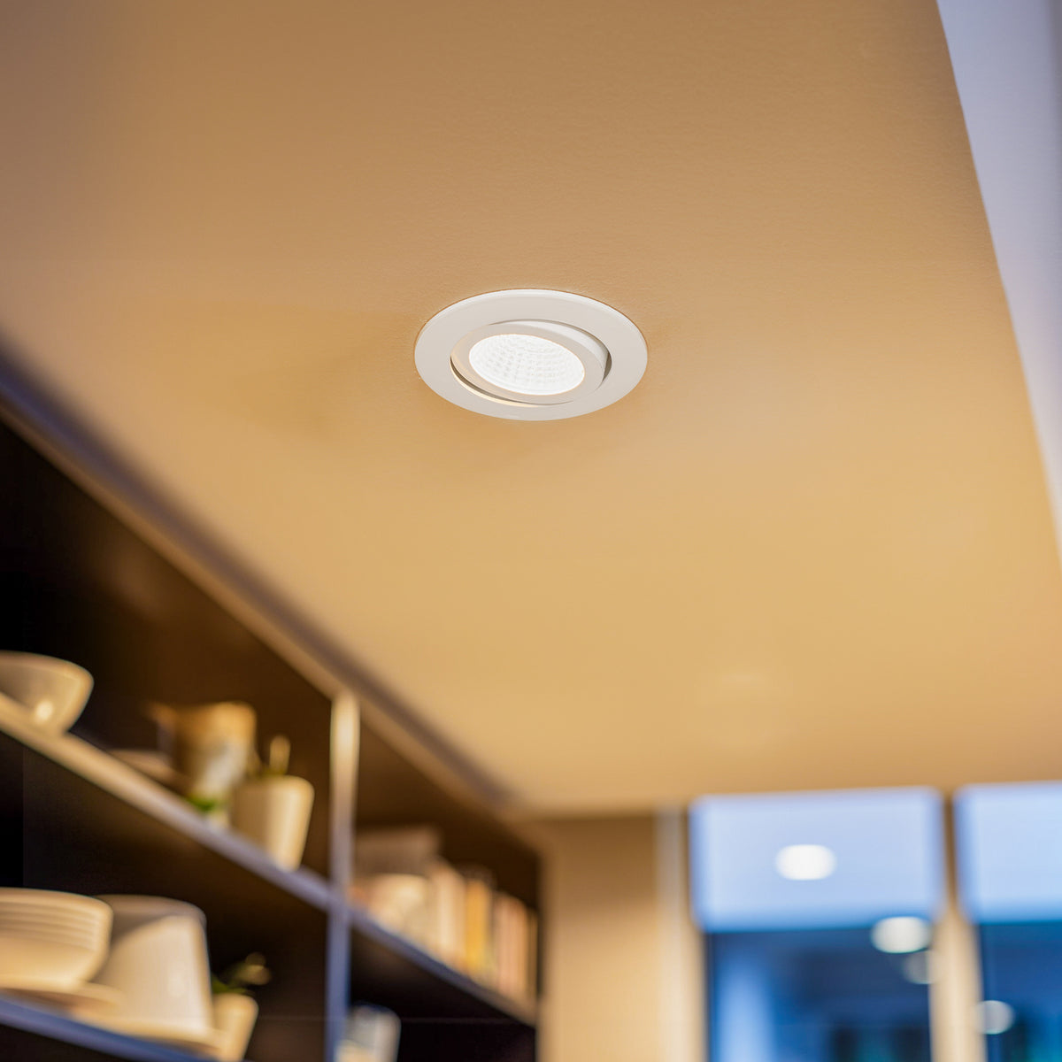 LED innbyggingsspot BB03 svingbar dimbar hvit Ø8,2 cm 6W bakside