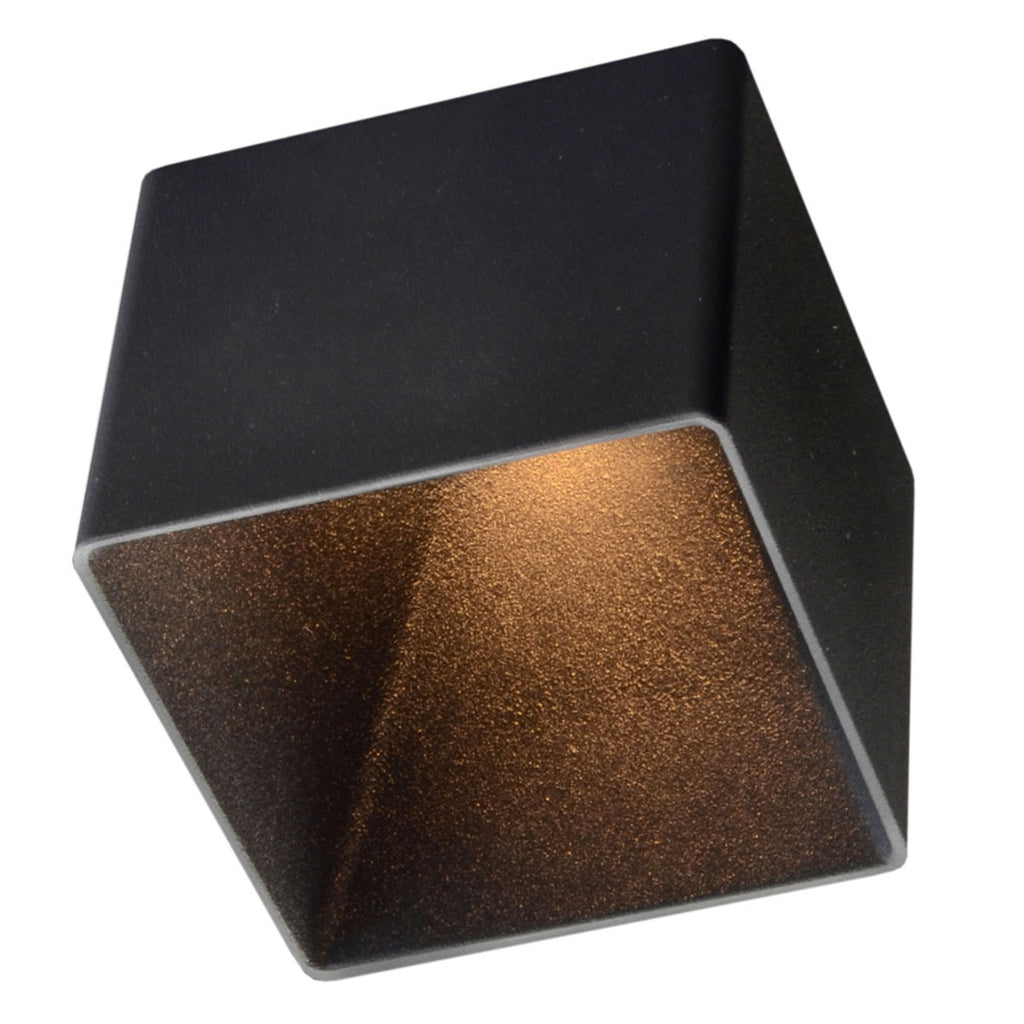 LED innbyggingsspot Blocky kvadratisk svart 9W 2700K IP54 dimbar montert i tak