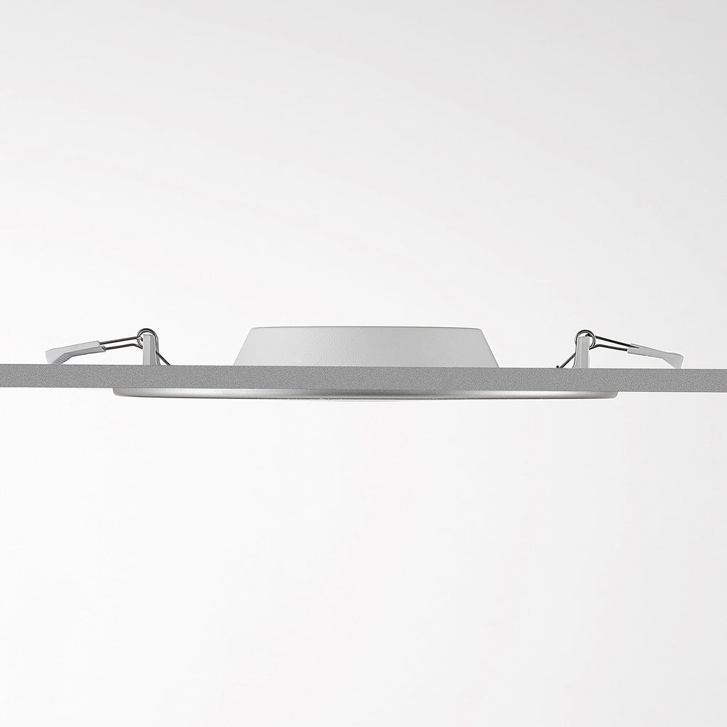 Sideprofil av LED innbyggingsspot Cadance rund sølv Ø22 cm 18W CCT dimbar IP44