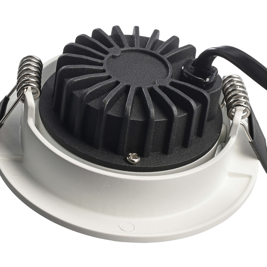 LED innbyggingsspot Dione dimbar hvit Ø8,2 cm nærbilde