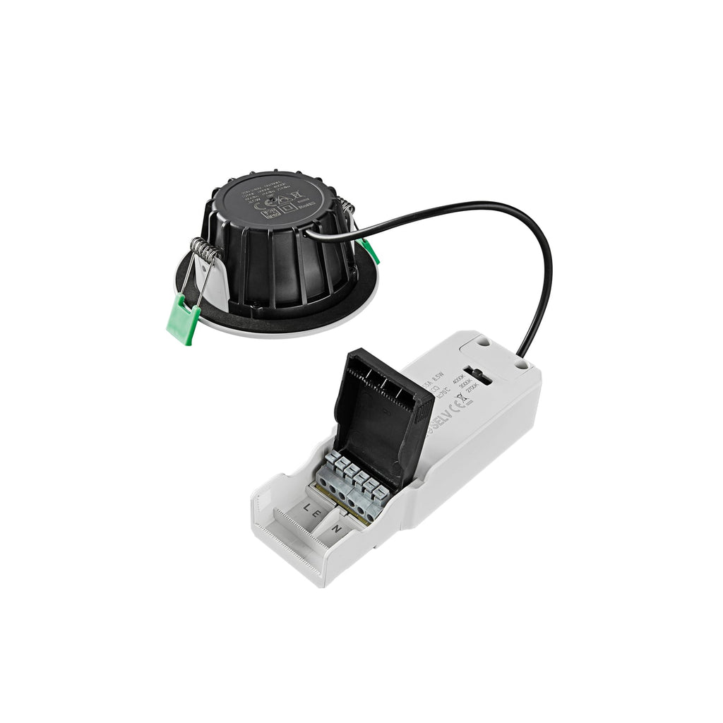 LED innbyggingsspot DL8002 svingbar dimbar 8,5W IP65 fra Heitronic i bruk