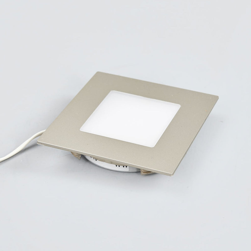 LED innbyggingsspot FQ 68 kvadratisk rustfritt stål IP44 4W forfra