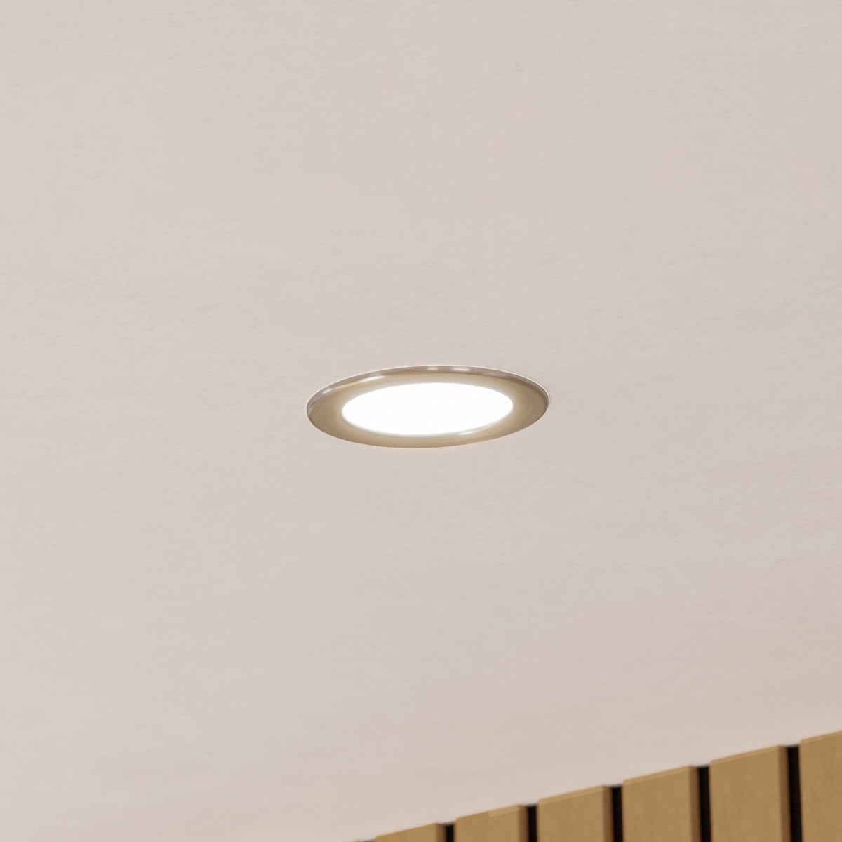 LED innbyggingsspot Fueva 6-Z dimbar CCT IP44 Ø12 cm forfra