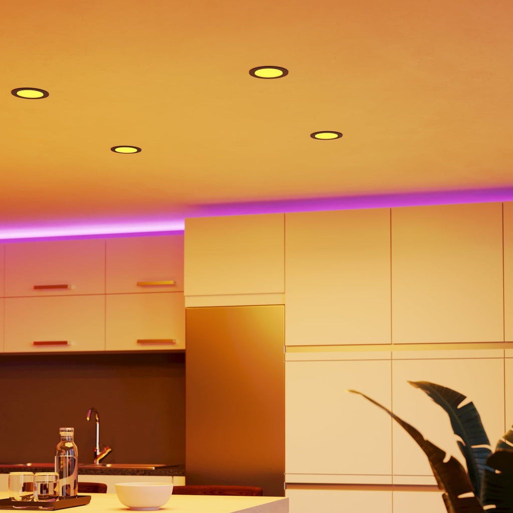 Detalj av LED innbyggingsspot Fueva 6-Z dimbar CCT IP44 svart Ø12 cm