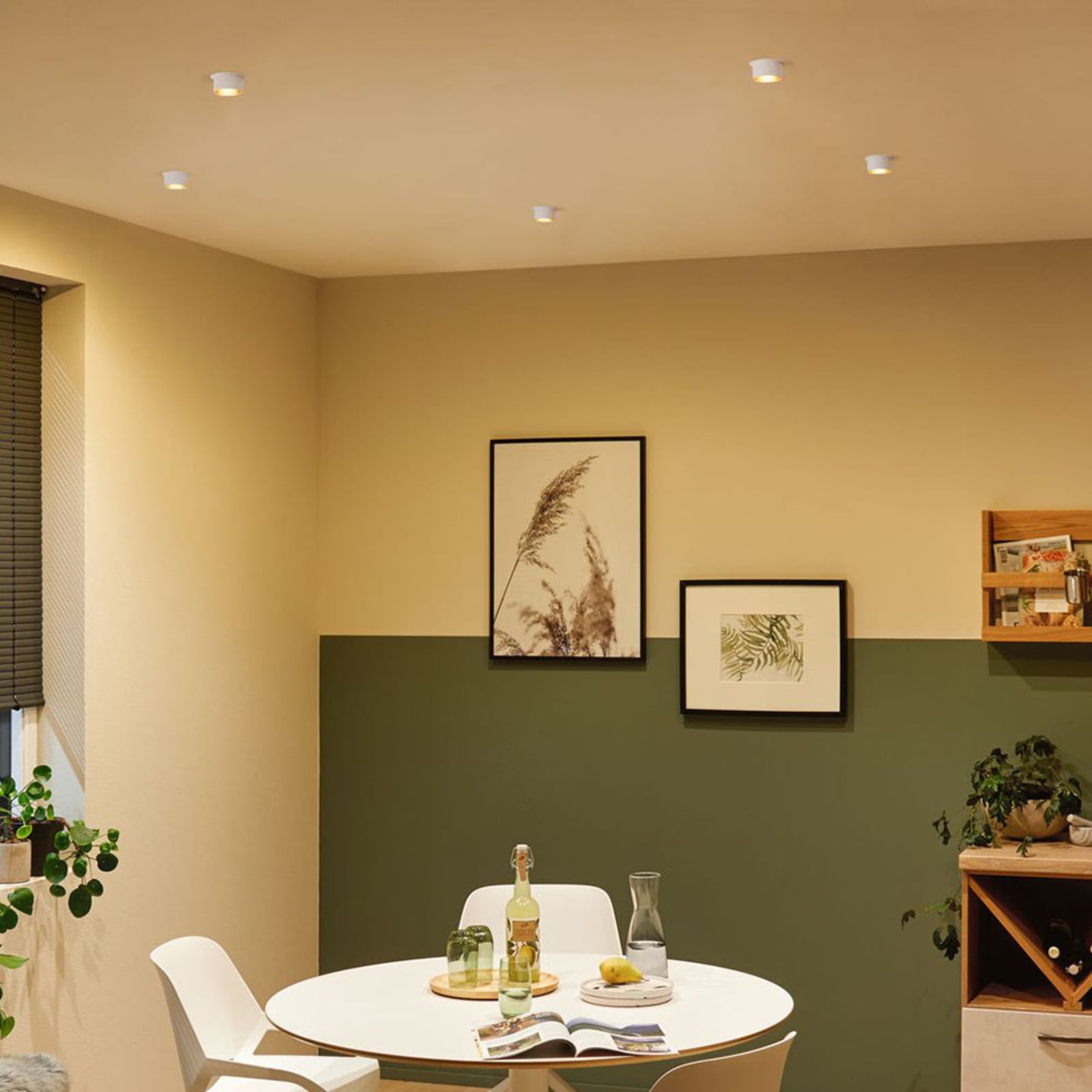 LED innbyggingsspot Gil dimbar hvit matt/gull 6W IP44 detalj av dekorcylinder