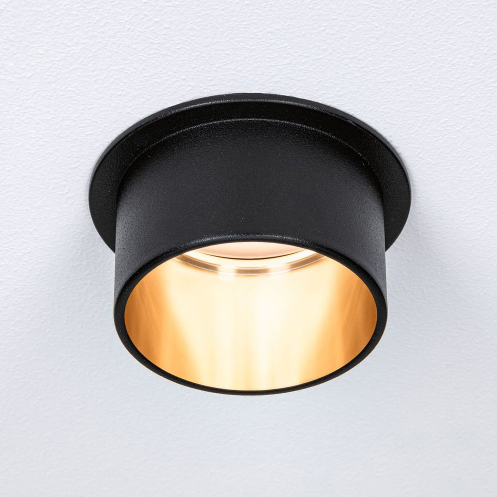 LED innbyggingsspot Gil dimbar svart matt/gull Ø6,8 cm IP44 forfra
