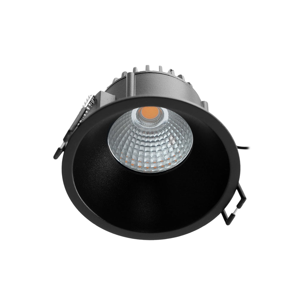 LED innbyggingsspot Niria dimbar svart 6W 2700K installasjon