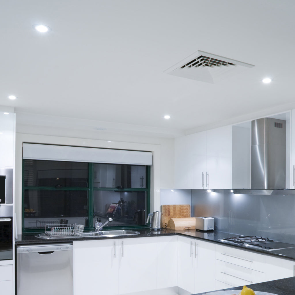 LED innbyggingsspot One 360° dim-to-warm hvit IP44 bakside