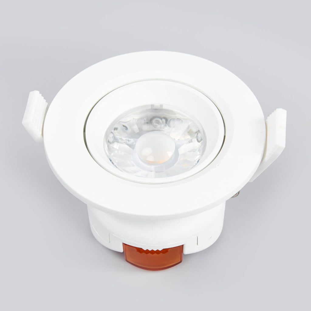 Montert LED innbyggingsspot Quentin svingbar hvit Ø8,5 cm 6W i tak