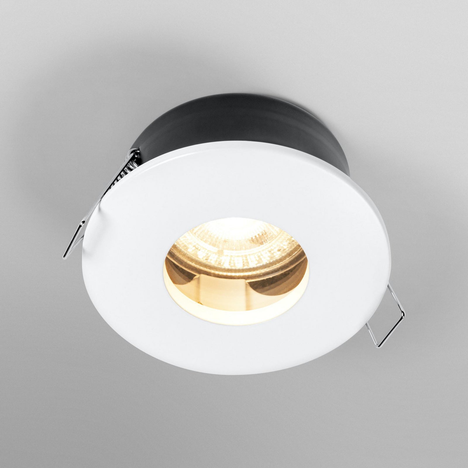 Montert LED innbyggingsspot RECESS hvit Ø9 cm IP65 GU10 4,3W i tak