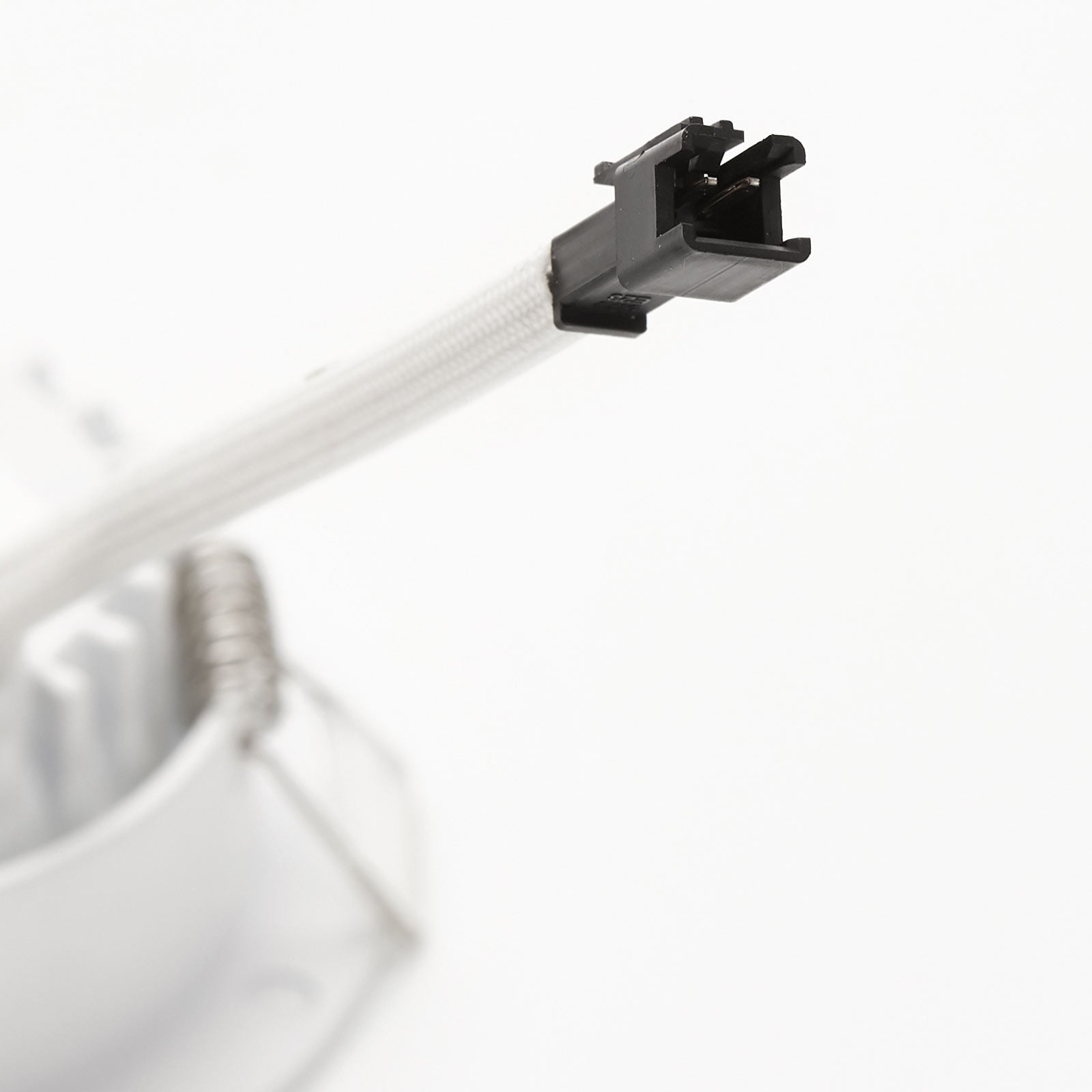 LED innbyggingsspot Rico dimbar hvit 6,5W svingbar IP44 nærbilde