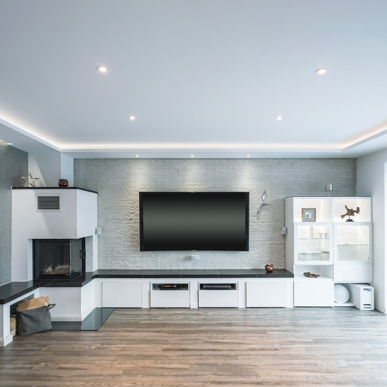 Montert LED innbyggingsspot rund dimbar hvit Ø8,2 cm 6W IP65 BRUMBERG i tak