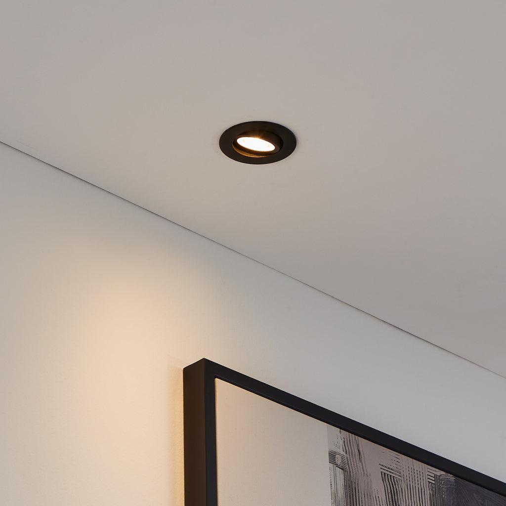 LED innbyggingsspot Saliceto-Z dimbar RGBW Zigbee Ø8,8 cm svart montert