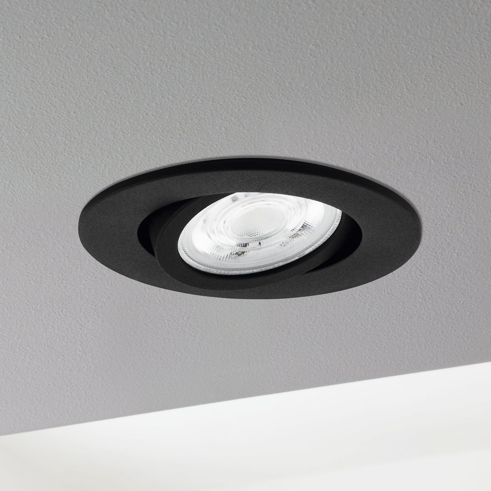 LED innbyggingsspot Saliceto-Z dimbar RGBW Zigbee Ø8,8 cm svart lysfargevalg