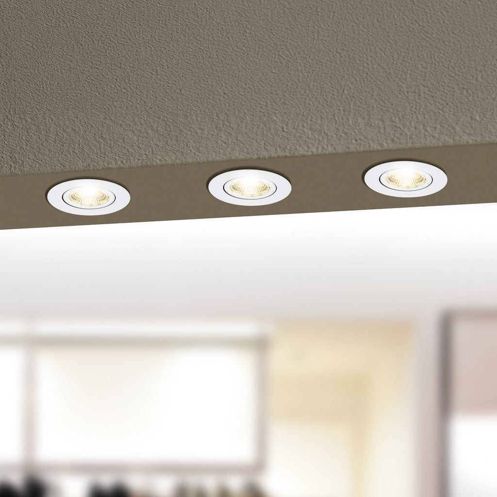 Detalj av LED innbyggingsspot Saliceto-Z RGBW dimbar Ø8,8 cm hvit