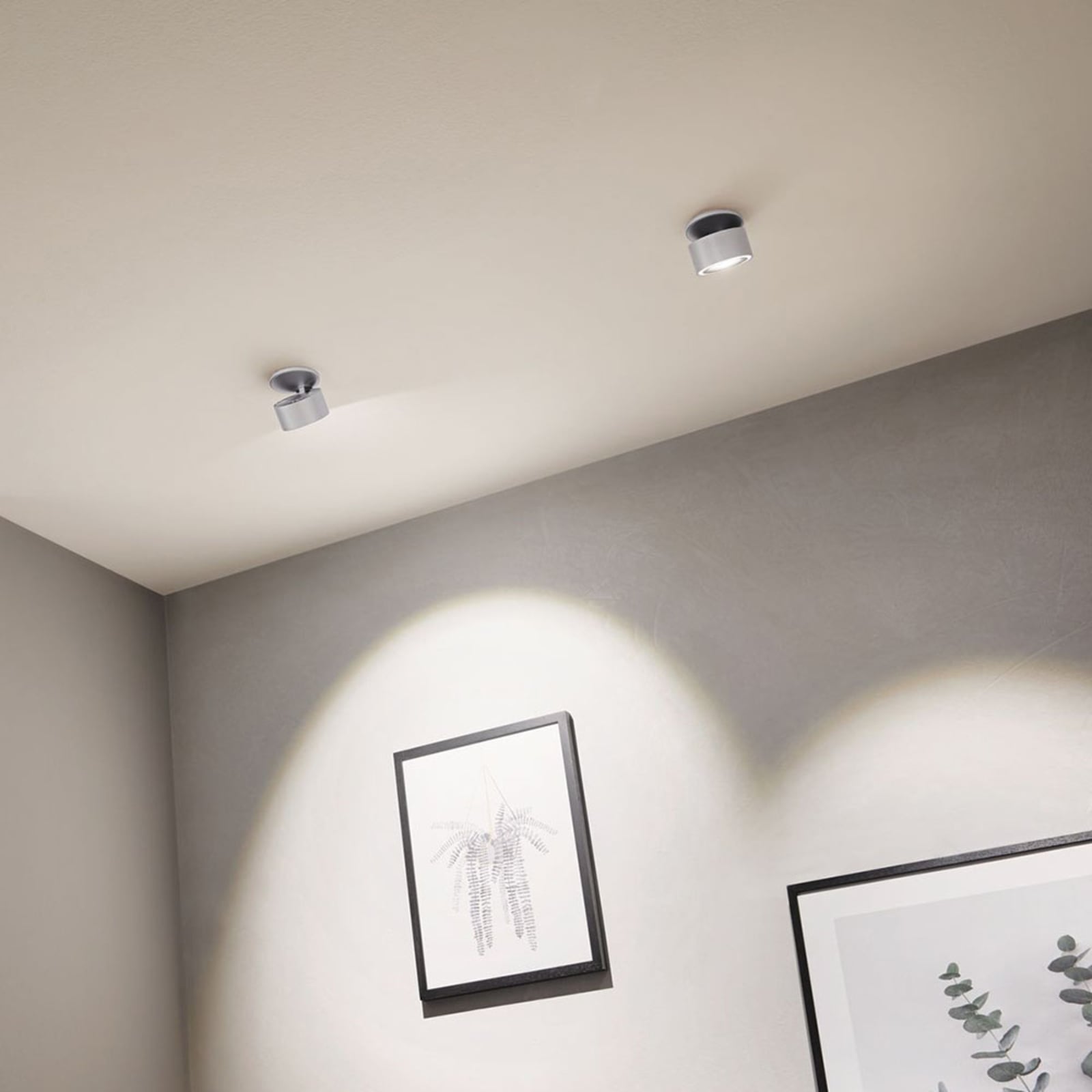 Detalj av LED innbyggingsspot Spircle matt krom svingbar