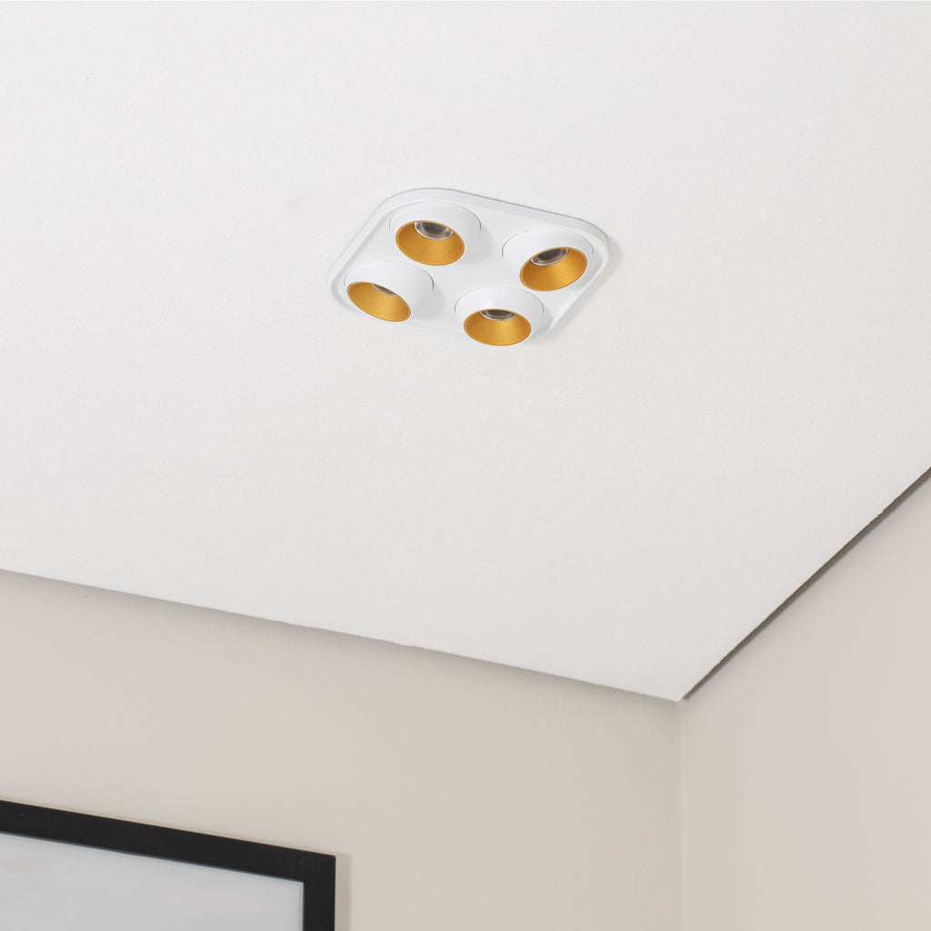 Detalj av LED innbyggingsspot Studio Line 4-lys hvit/messing DALI dimbar