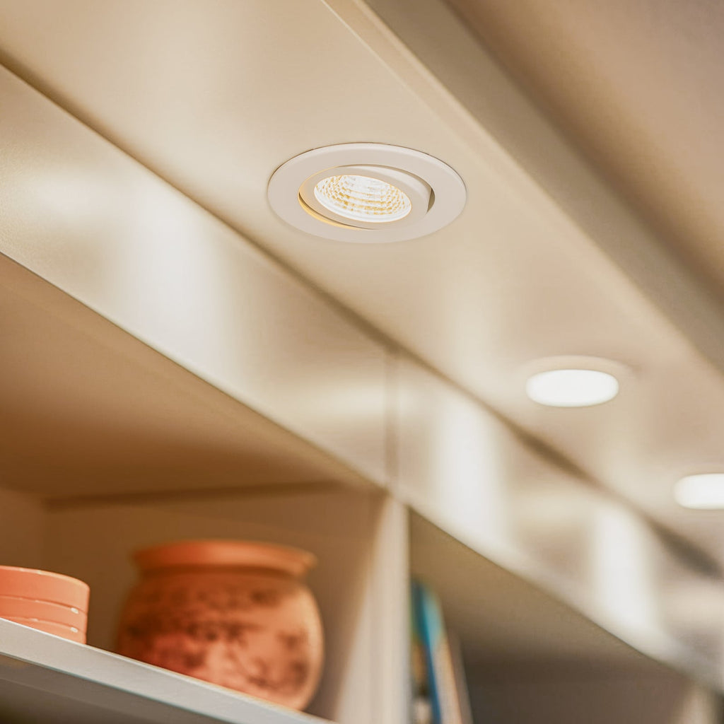 LED innbyggingsspot svingbar rund hvit aluminium 7W 2700K forfra