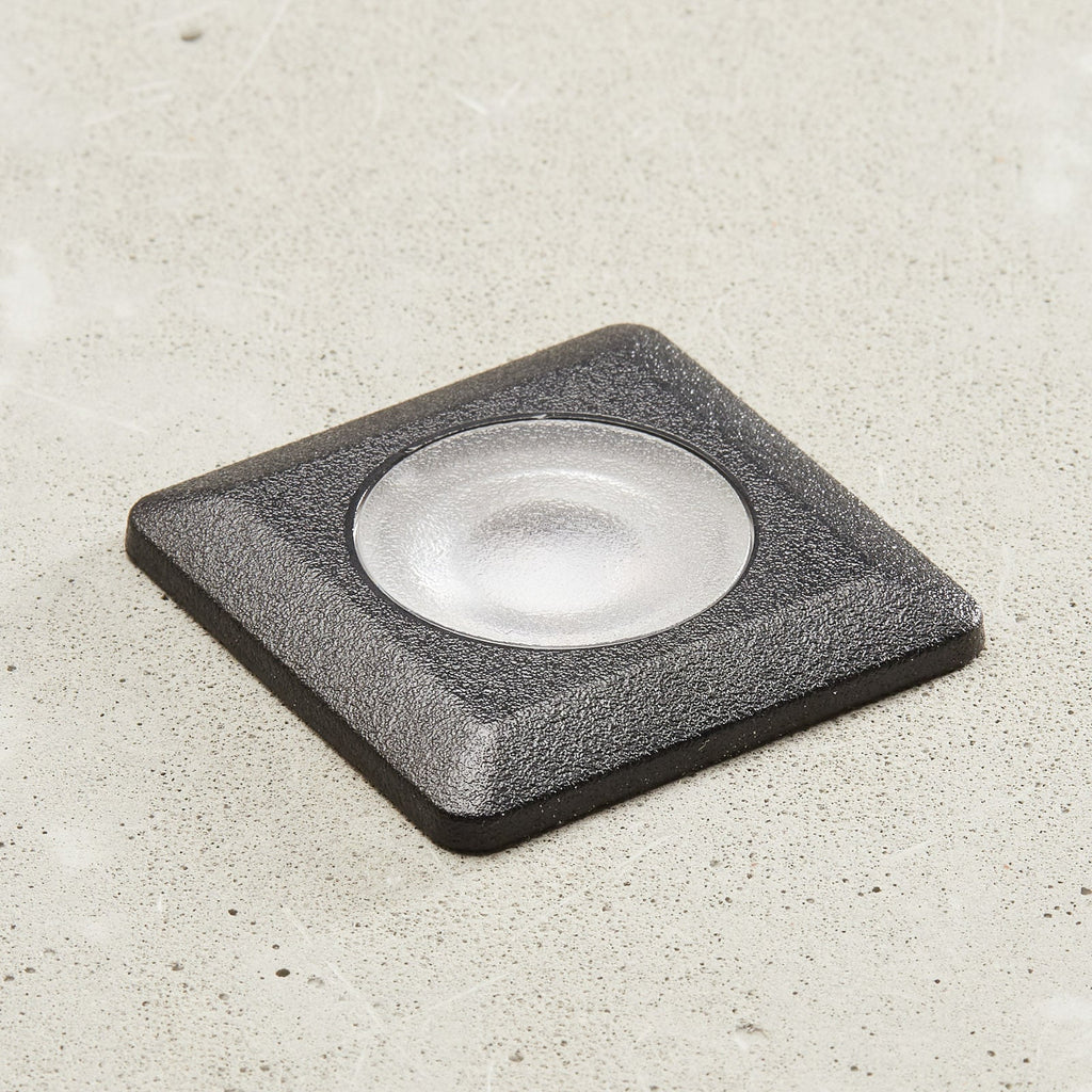 LED innbyggingsspot Teresa firkantet svart IP67 3000K bakside