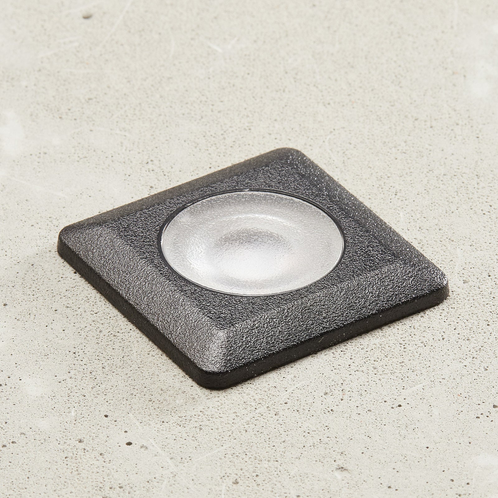 LED innbyggingsspot Teresa firkantet svart IP67 3000K bakside