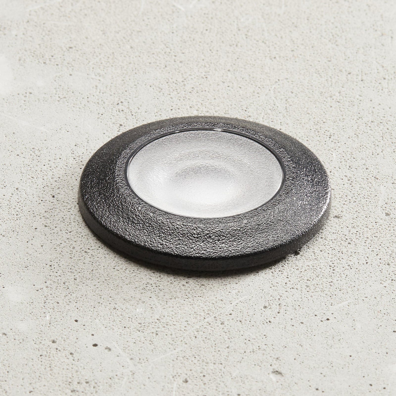 LED innbyggingsspot Teresa rund svart IP67 3000K bakside