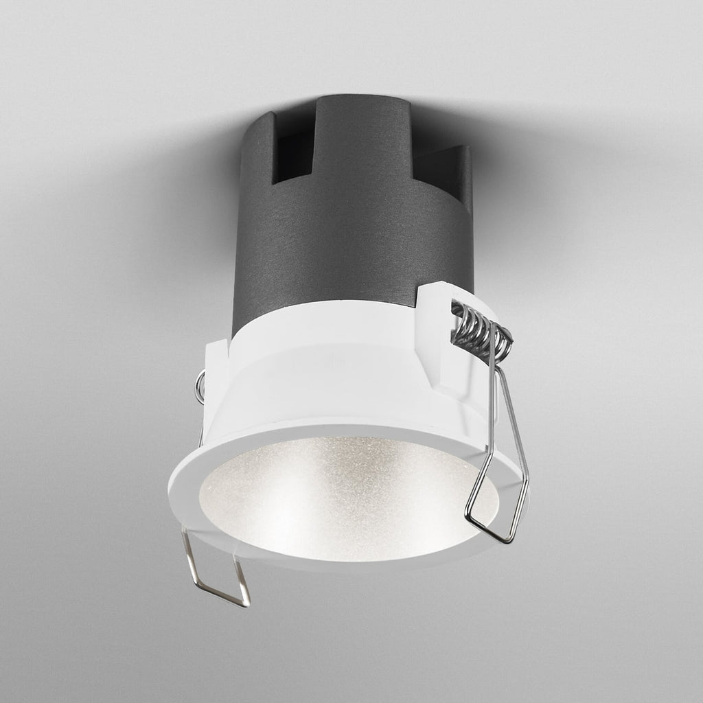 LED innbyggingsspot Twist svingbar Ø7 cm 4000K hvit/sølv forfra