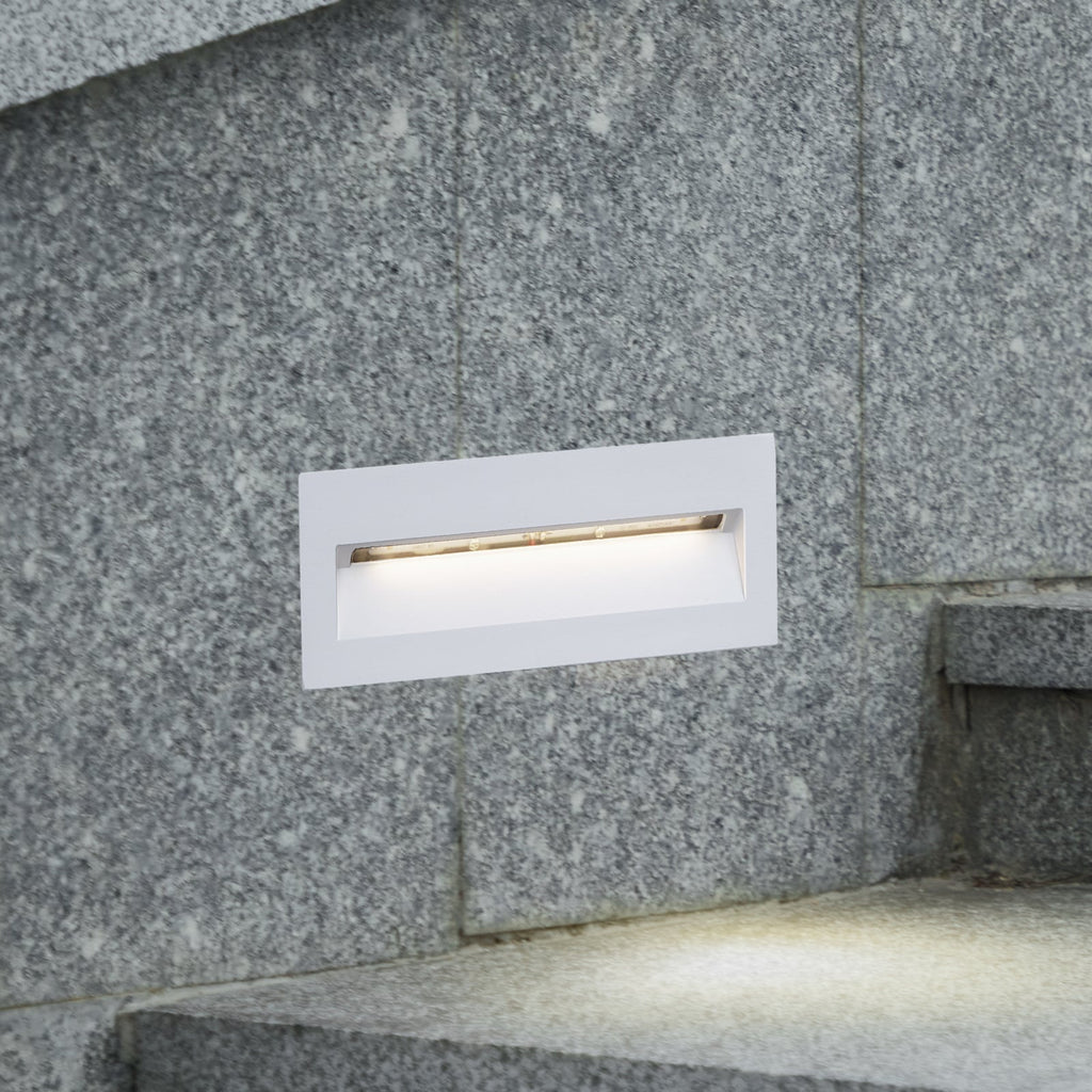LED innfellingsvegglampe Loya hvit matt aluminium forfra