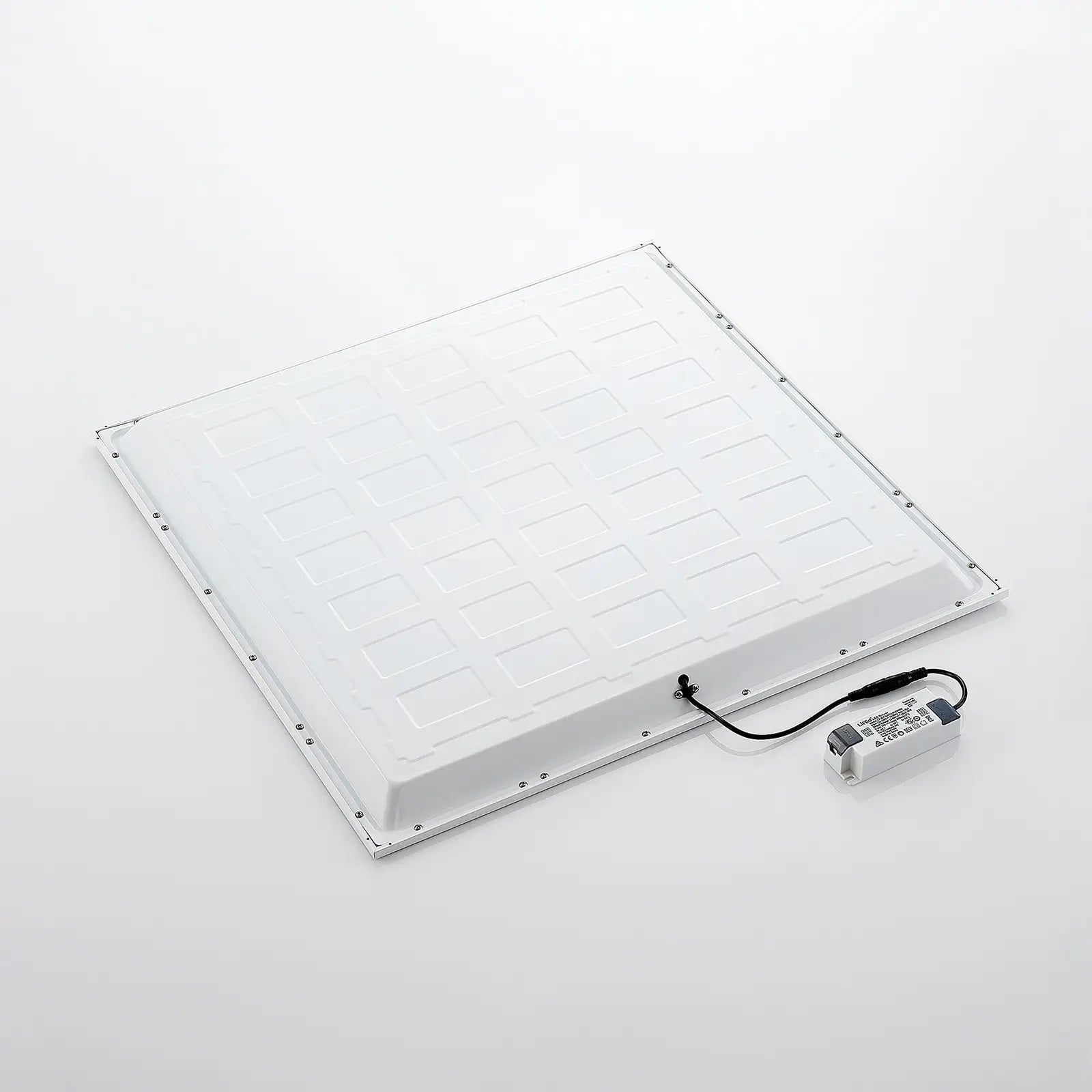 Sideprofil av LED-innlegningspanel Vinas hvit 62x62 cm 31W