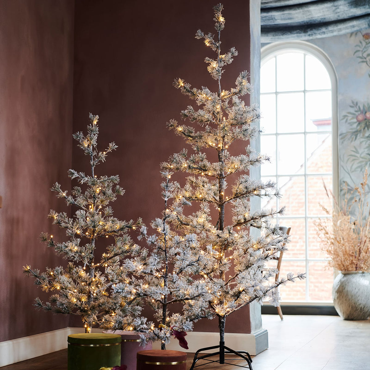 LED-juletre Alfi innendørs 180 cm 150 LED varmhvit bakside
