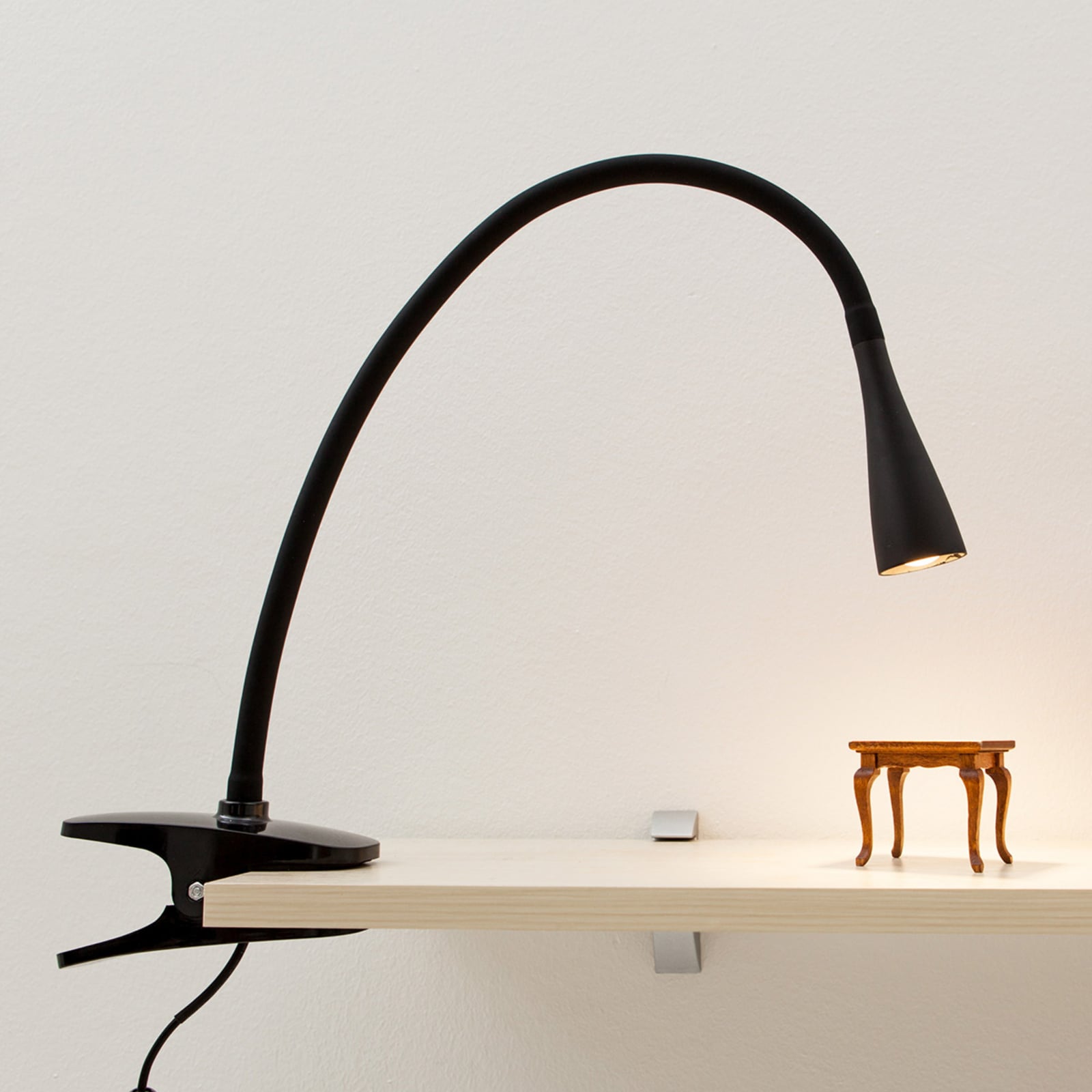 LED klemmelampe Baris svart fleksarm 44 cm bakside