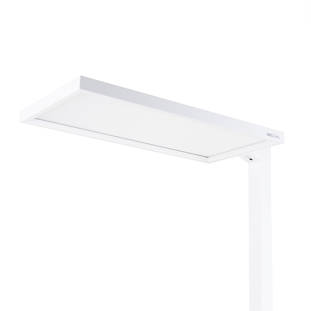 LED kontorgulvlampe Nelus hvit dimbar med bevegelsessensor nærbilde av fot