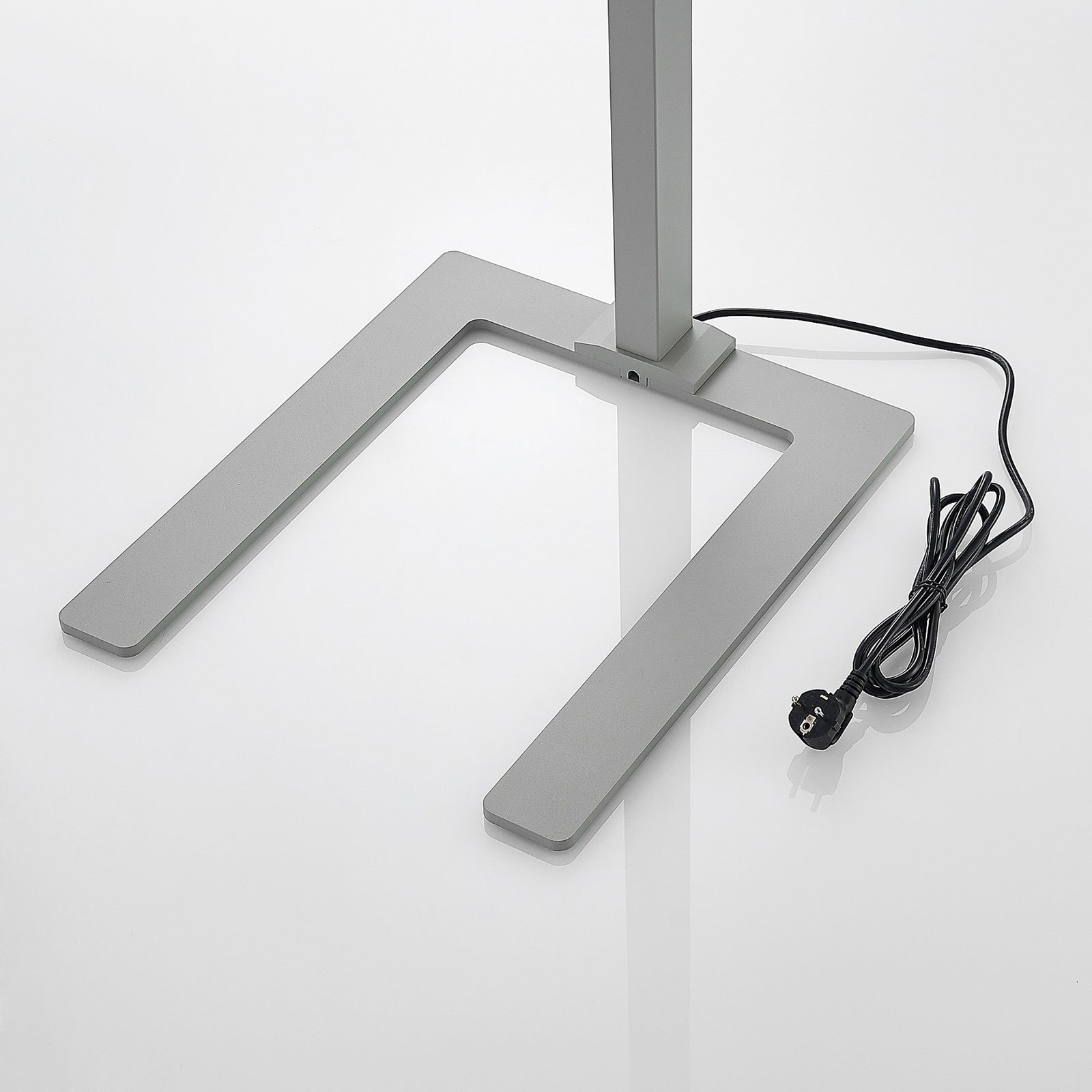 Ledningsdetalj på LED kontorgulvlampe Susi 2er-sett dimbar CCT med sensor sølv