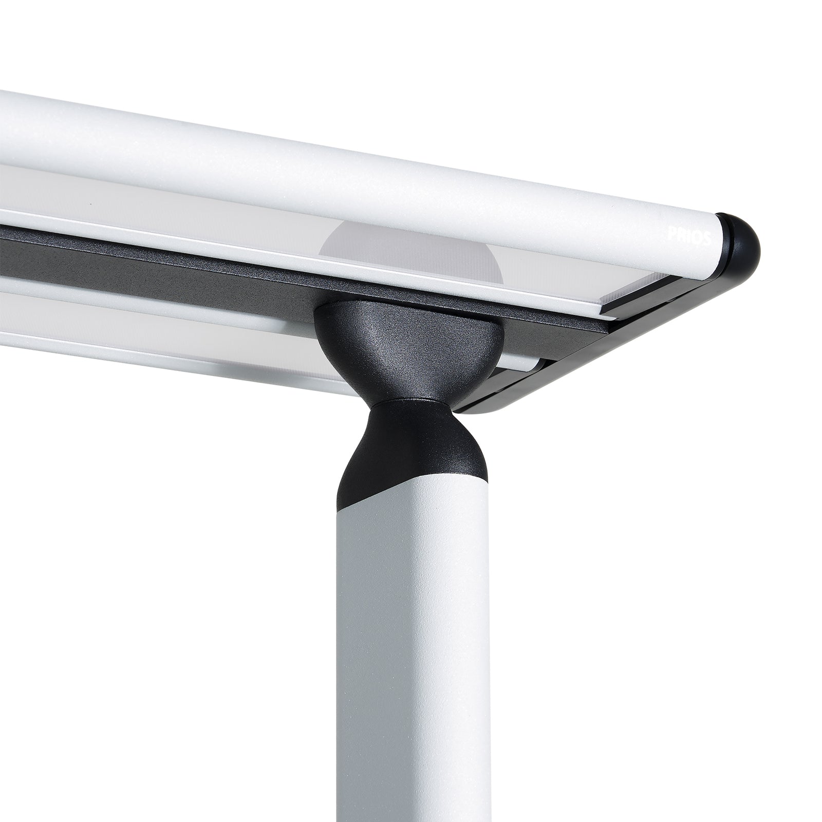 Nærbilde av LED-lys på kontorgulvlampe Zyair sølv dimbar 48W 4000K