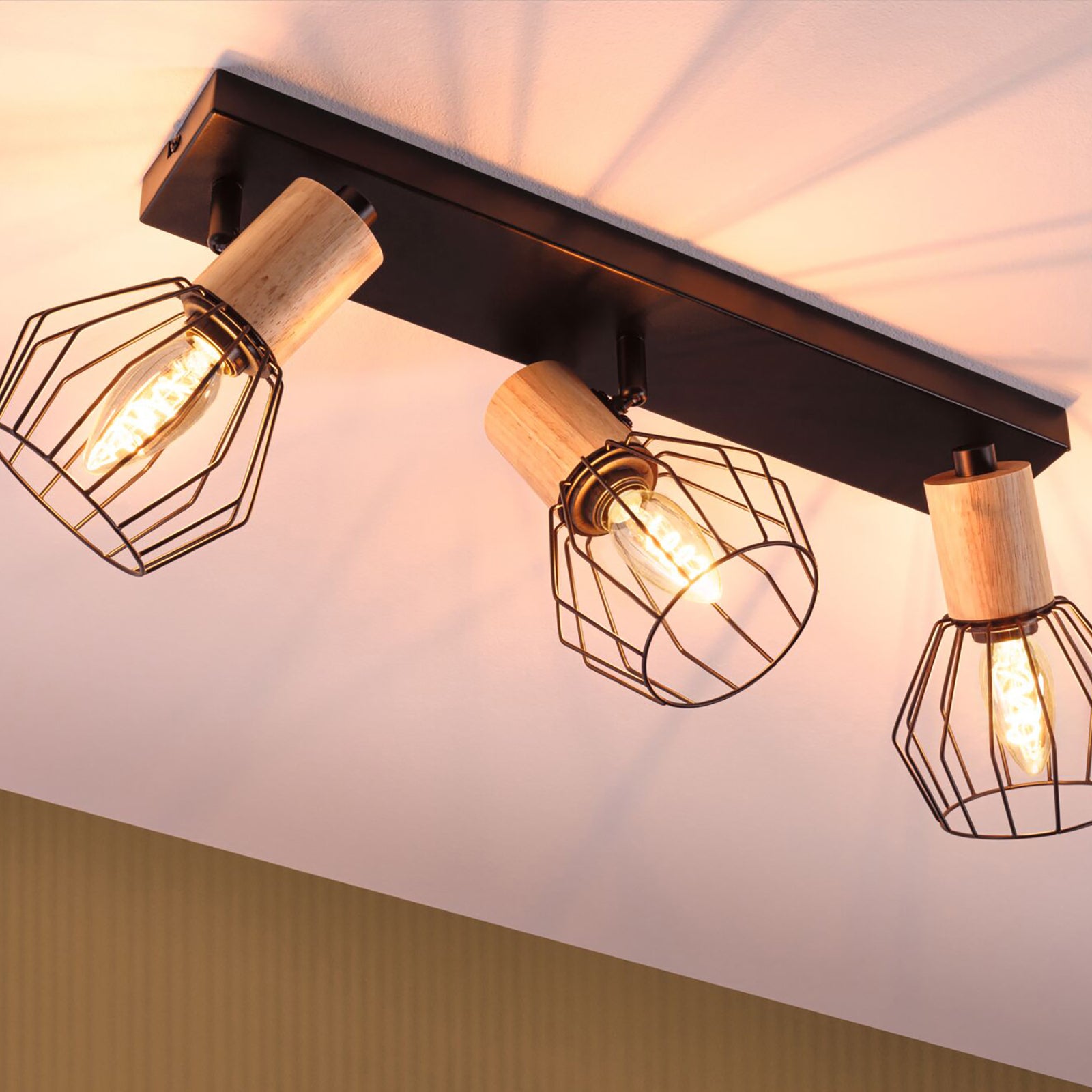 Montert LED kronelysformet pære E14 4W 1800K dimbar gull vintage - Paulmann i lampe