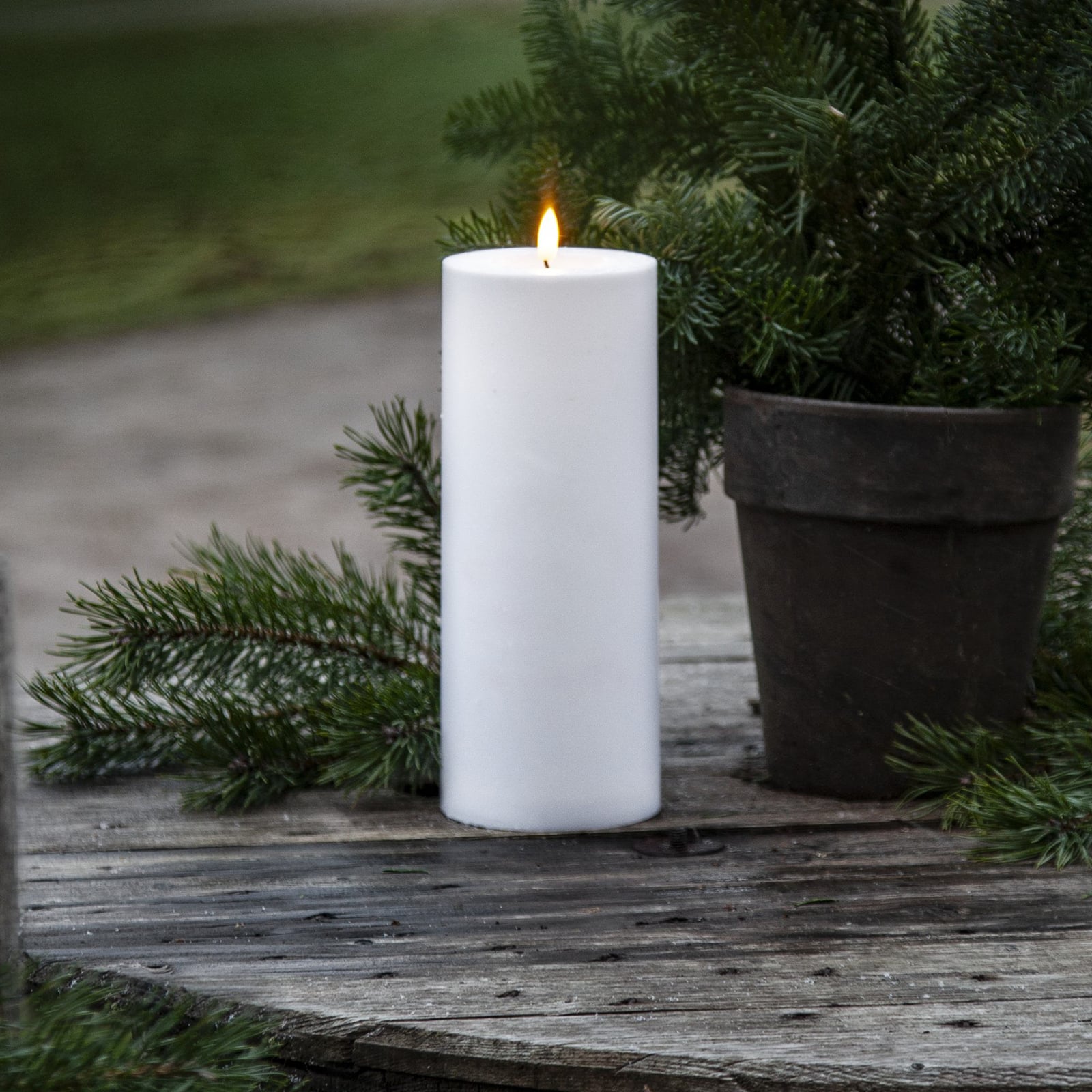 LED-kubbelys Flamme Rak hvit plast forfra