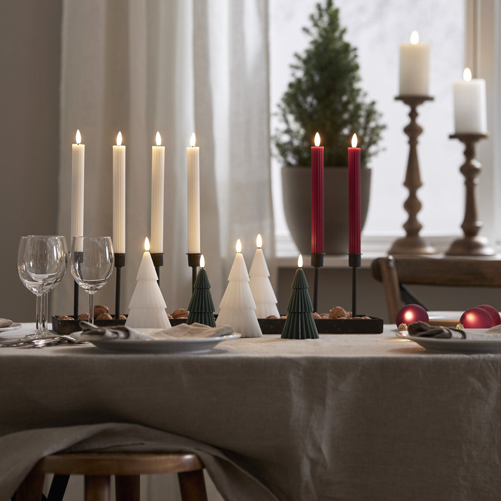 LED-kubbelys Flamme Stripe hvit ekte voks 15 cm nærbilde flamme