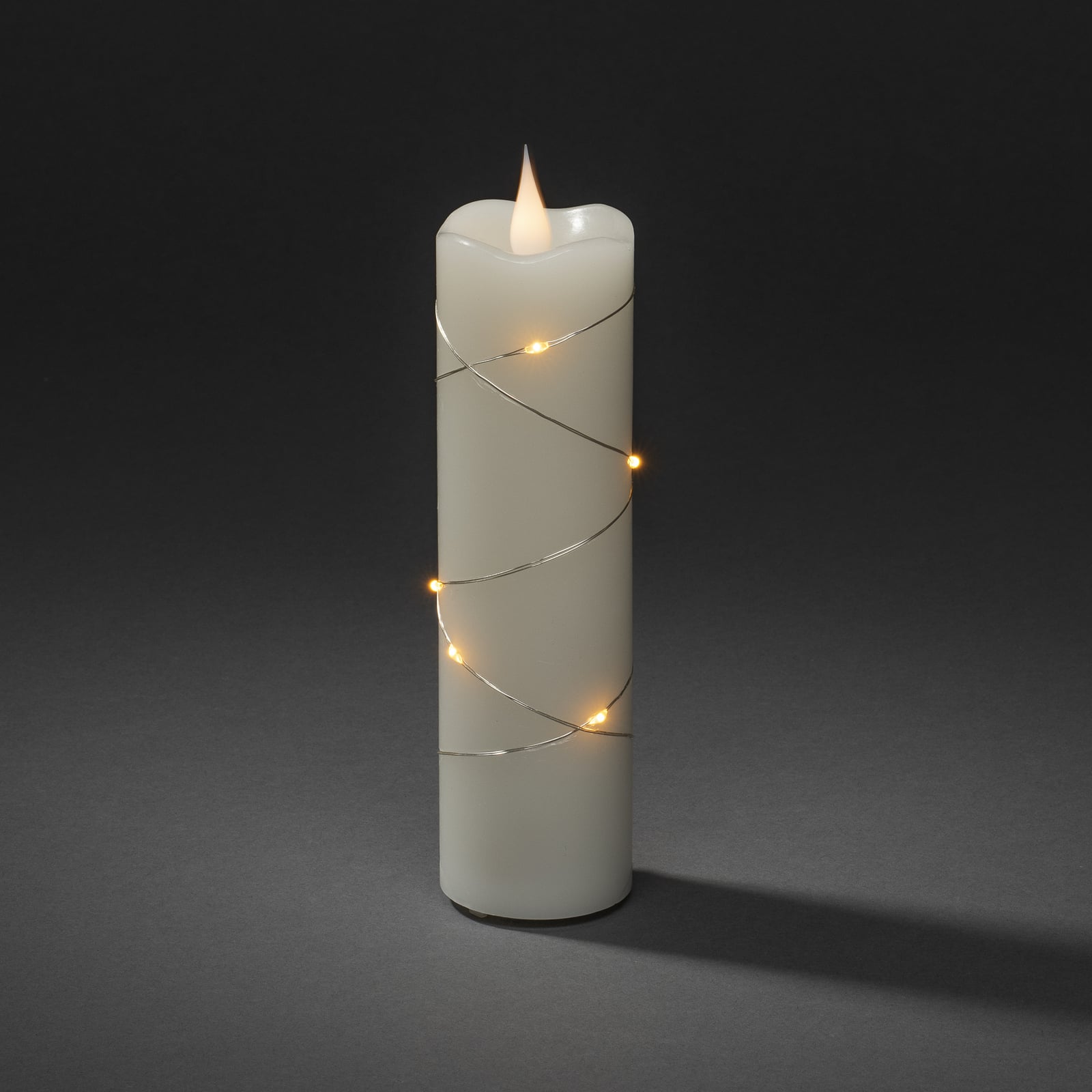 LED-kubbelys ekte voks kremfarget ravgul 17,8 cm Konstsmide Christmas montert