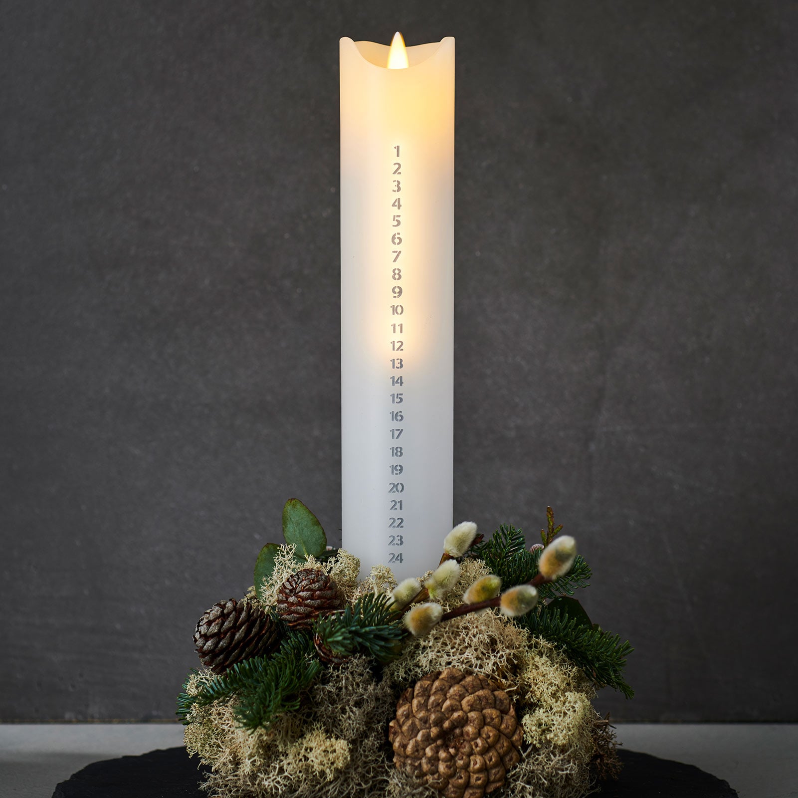 LED-kubbelys Sara Calendar hvit/sølv forfra