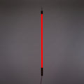 LED lampe Linea rød glass og tre 135 cm 18W forfra