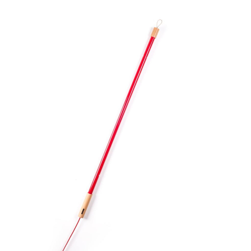 LED lampe Linea rød glass og tre 135 cm 18W bakside