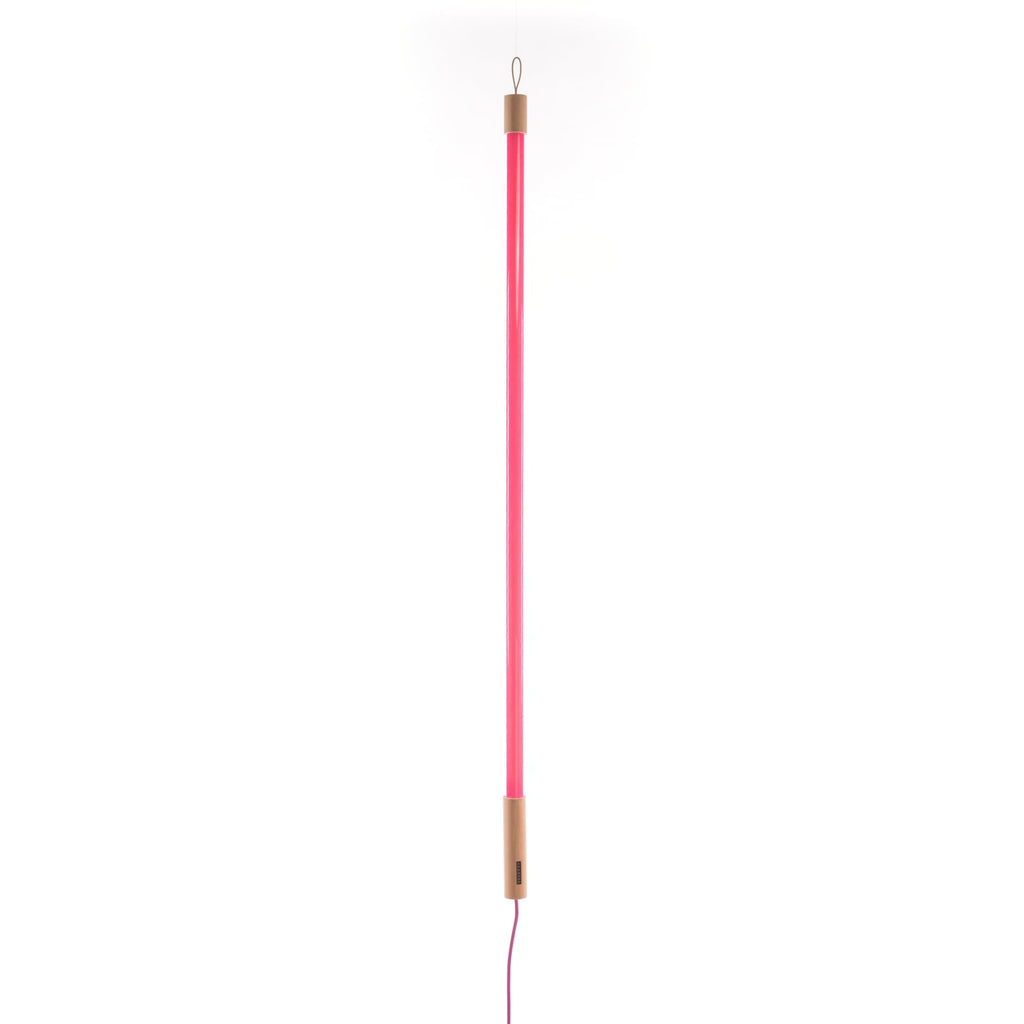 LED lampe Linea rørformet glass/tre fuchsia 135 cm forfra