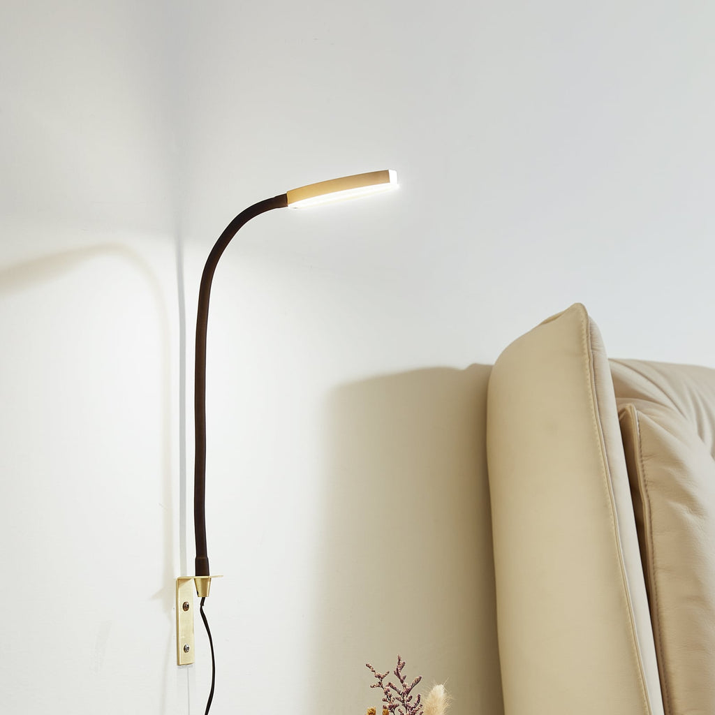 LED leselampe Flexola med fleksarm dimbar messing/svart forfra