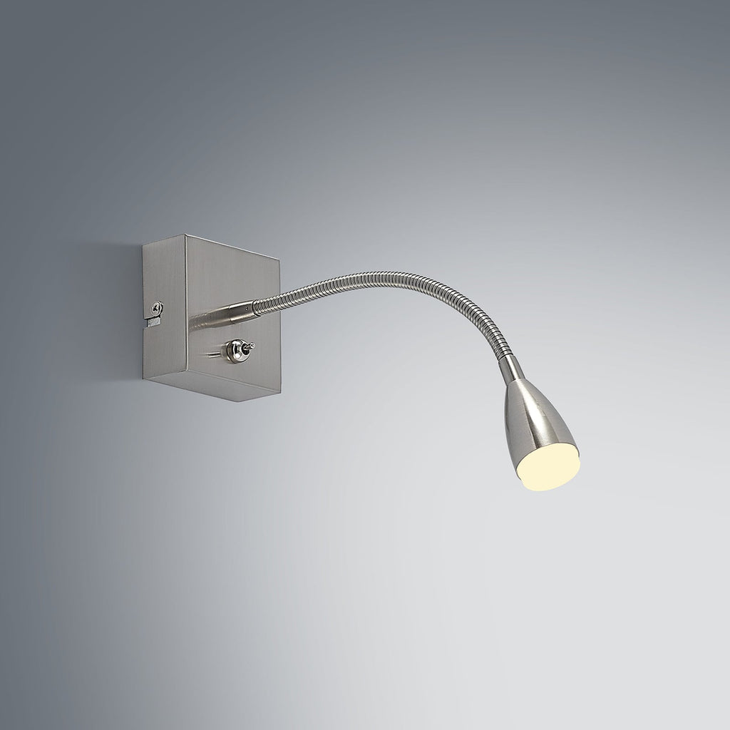 LED leselampe Jolka med bryter matt nikkel bryter detalj
