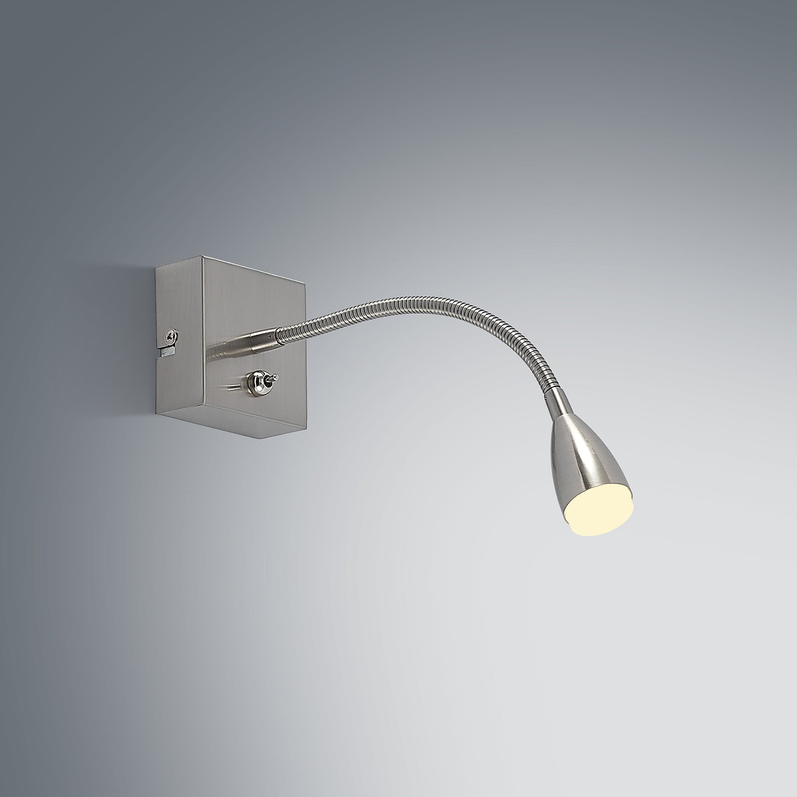 LED leselampe Jolka med bryter matt nikkel bryter detalj
